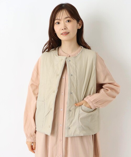 one'sterrace(ワンズテラス)の「撥水ワッシャー リバーシブルベスト(その他アウター・レディース・ベージュ系その他7/グレー系その他7/オリーブ系3・02)」の13枚目の写真