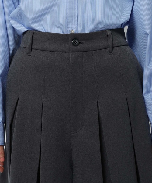 niko and...（ニコアンド）の「フロントプリーツハーフパンツ（その他パンツ・レディース・グレー/ブラック・LARGE/MEDIUM）」の13枚目の写真