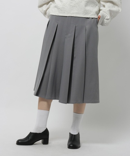 niko and...（ニコアンド）の「フロントプリーツハーフパンツ（その他パンツ・レディース・グレー/ブラック・LARGE/MEDIUM）」の5枚目の写真