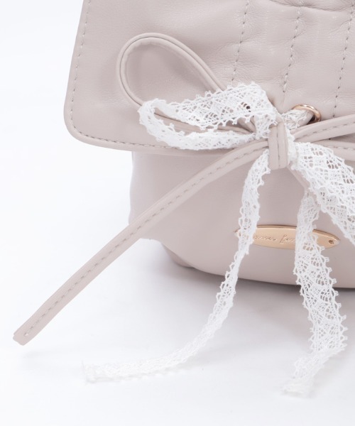 axes femme（アクシーズファム）の「ドロストリボンギャザーバッグ（ボストンバッグ・レディース・ブラック/グレイッシュベージュ・FREE）」の14枚目の写真