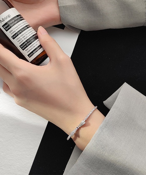 ARCHIVER（アーカイバ）の「【Bz】シルバーリボンチェーンブレスレット/レディース(SK)（ブレスレット・メンズ・シルバー・FREE）」の3枚目の写真