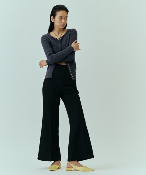 DRWCYS（ドロシーズ）の「スナップボタンリブカーデ（ニット/セーター・レディース・ブラック/グレー/オフホワイト・FREE）」の14枚目の写真