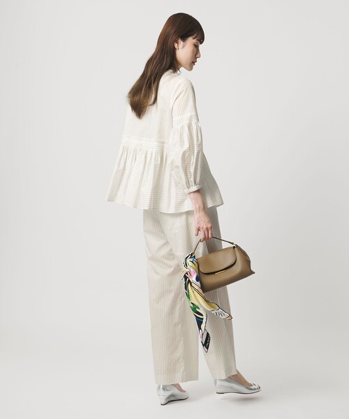 UNITED ARROWS（ユナイテッドアローズ）の「MANTECO POP ブラウス（シャツ/ブラウス・レディース・オフホワイト/ライラック/ダークグレー・38/36）」の21枚目の写真