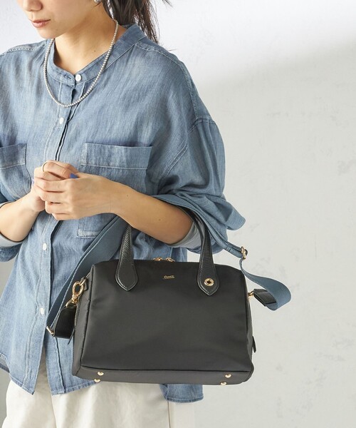 Beau're（ヴュレ）の「BEAURE: ナイロン スクエア テープ ボストン（ボストンバッグ・レディース・ブラック/ネイビー・ONE SIZE）」の3枚目の写真