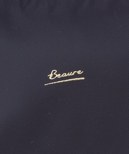 Beau're（ヴュレ）の「BEAURE: ナイロン スクエア テープ ボストン（ボストンバッグ・レディース・ブラック/ネイビー・ONE SIZE）」の20枚目の写真