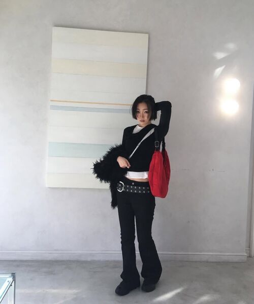 DECET WOMEN(デケット ウーマン)の「(コットン)Signature スリム ローライズ フレアジーンズ DCWPT006BLACKCT(デニムパンツ・レディース・その他・X-SMALL/SMALL/MEDIUM/LARGE)」の16枚目の写真