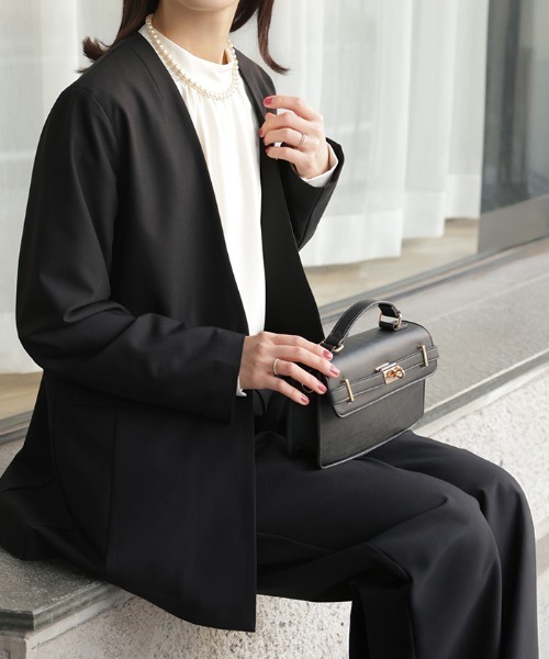 HUG.U（ハグユー）の「「 洗濯機で洗える 」 ジャケット × パンツ 2点セット スーツ（スーツセット・レディース・ベージュ/ダークグレー/ブラック・L(レギュラー丈)/M(レギュラー丈)/L(トール丈)/M(トール丈)）」の6枚目の写真