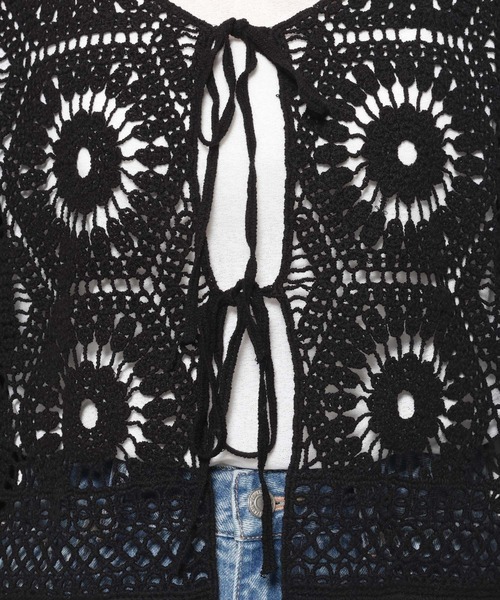 LOWRYS FARM(ローリーズファーム)の「クロシェニットカーディガン 644667(カーディガン/ボレロ・レディース・アイボリー/イエロー/ブラック・FREE)」の6枚目の写真