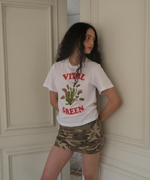 oursaalty（アウアソルティ）の「VITAL GREEN T-SHIRT（Tシャツ/カットソー・レディース・ホワイト・FREE）」の3枚目の写真
