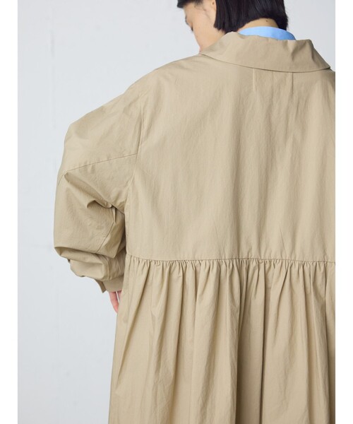 MidiUmi（ミディウミ）の「MidiUmi コートワンピース（ワンピース・レディース・ベージュ/ネイビー・FREE）」の11枚目の写真
