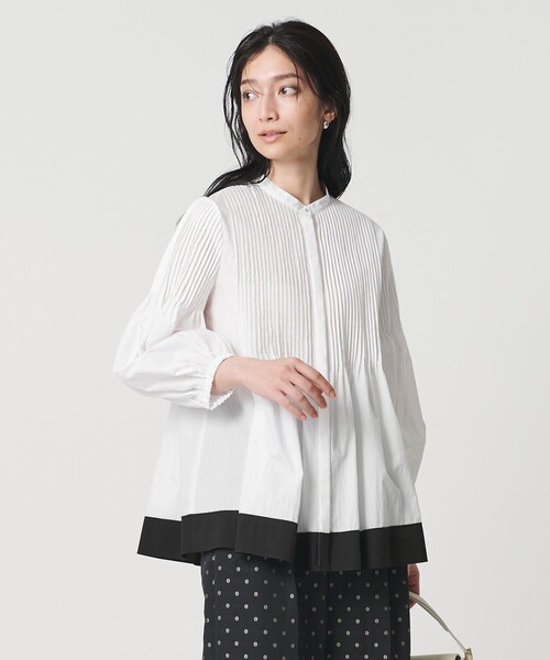 UNITED ARROWS(ユナイテッドアローズ)の「ピンタック バンドカラー ブラウス(シャツ/ブラウス・レディース・ライトピンク/ホワイト/ネイビー・FREE)」の4枚目の写真