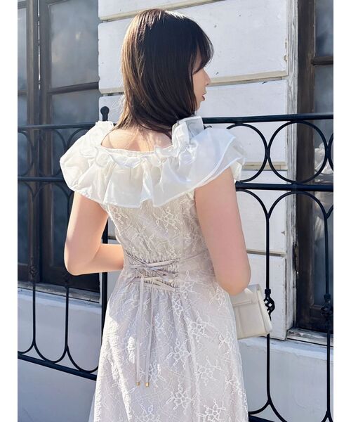 dazzlin(ダズリン)の「クロスフリルマーメイドドレス(ドレス・レディース・アイボリー/ブルー・MEDIUM/SMALL)」の12枚目の写真