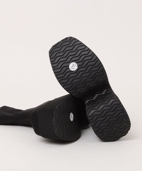 ANAP（アナップ）の「ギャル盛れ厚底ショートブーツ（ブーツ・レディース・ブラック・M/L）」の3枚目の写真