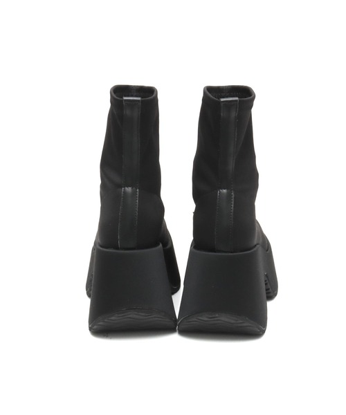 ANAP（アナップ）の「ギャル盛れ厚底ショートブーツ（ブーツ・レディース・ブラック・M/L）」の11枚目の写真