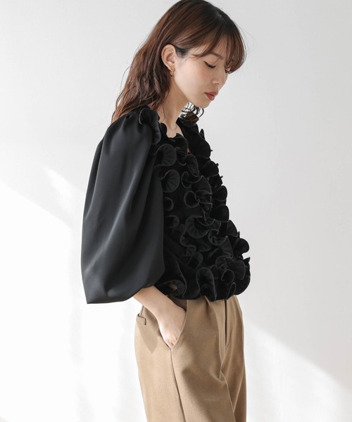 AMELY(エミリー)の「フロントフリルデザインブラウス(シャツ/ブラウス・レディース・ブラック/ホワイト・フリー)」の11枚目の写真