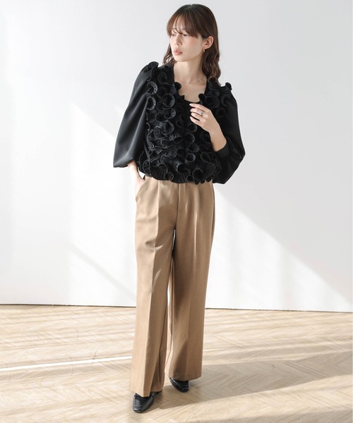 AMELY(エミリー)の「フロントフリルデザインブラウス(シャツ/ブラウス・レディース・ブラック/ホワイト・フリー)」の13枚目の写真