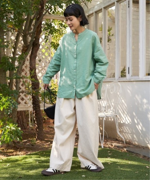 LBC（エルビーシー）の「【インフルエンサー着用】リネンコットンバンドカラーシャツ（シャツ/ブラウス・レディース・ライトブルー/チャコール/グリーン/ホワイト/スモークピンク・M）」の22枚目の写真
