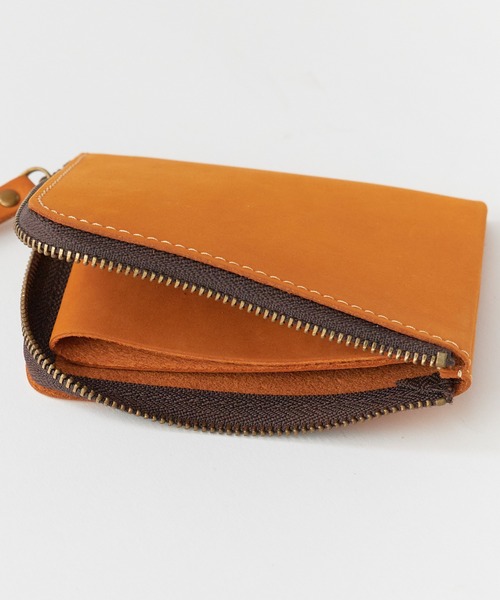 ROOPTOKYO(ループトウキョウ)の「OKUOKU 0909/オクオク 本革ヴィンテージライク 牛革クレイジーホースレザー コンパクト 2つ折り ラウンドジップウォレット 2026年春夏(財布・メンズ・イエロー/グリーン/レッド系その他/ダークブラウン/ブラック/ブルー/ライトブラウン・FREE)」の9枚目の写真