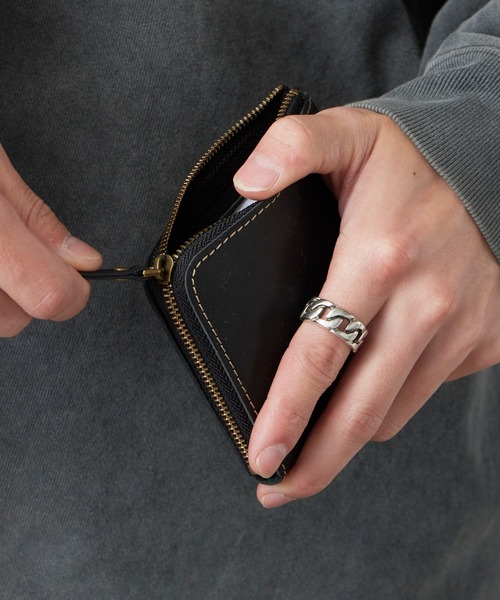 ROOPTOKYO(ループトウキョウ)の「OKUOKU 0909/オクオク 本革ヴィンテージライク 牛革クレイジーホースレザー コンパクト 2つ折り ラウンドジップウォレット 2026年春夏(財布・メンズ・イエロー/グリーン/レッド系その他/ダークブラウン/ブラック/ブルー/ライトブラウン・FREE)」の17枚目の写真