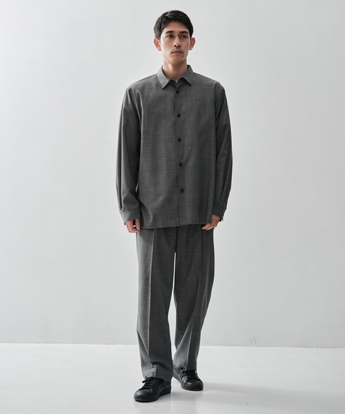 ATON（エイトン）の「【ATON / エイトン】TWIST WOOL GAUZE LOOSE FIT SHIRT（シャツ/ブラウス・メンズ・ネイビー/ダークグレー・6/4/2）」の4枚目の写真