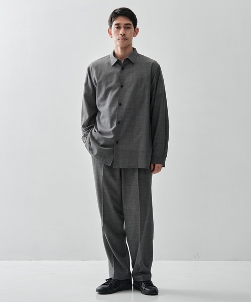 ATON（エイトン）の「【ATON / エイトン】TWIST WOOL GAUZE LOOSE FIT SHIRT（シャツ/ブラウス・メンズ・ネイビー/ダークグレー・6/4/2）」の5枚目の写真