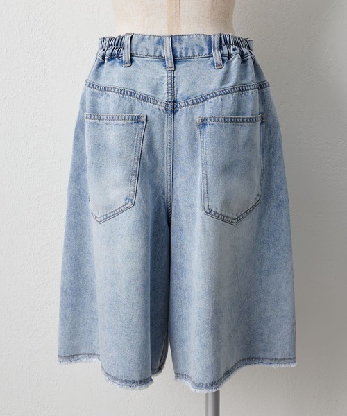 PUAL CE CIN(ピュアルセシン)の「リヨセル混デニム バミューダパンツ(デニムパンツ・レディース・ブルー/インディゴブルー・FREE)」の8枚目の写真
