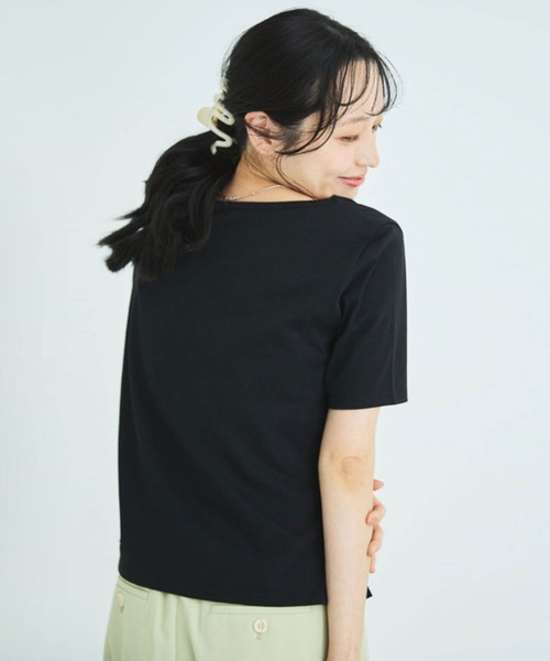 Liora by archives(リオラバイアルシーヴ)の「タックドレープトップス(Tシャツ/カットソー・レディース・オフホワイト/ブルー/アイボリー/ブラック・MEDIUM/LARGE)」の22枚目の写真