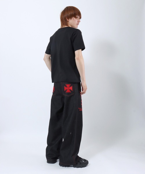 Salong hameu(サロン ハミュー)の「SNS映え ボーンプリントTシャツ/骨グラフィック トライバル刺繍/コンパクトシルエット/グランジ 韓国ストリート/ユニセックス(Tシャツ/カットソー・メンズ・カモフラージュ/ブラック系その他/ブラック・M/L/S)」の9枚目の写真