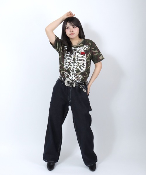 Salong hameu(サロン ハミュー)の「SNS映え ボーンプリントTシャツ/骨グラフィック トライバル刺繍/コンパクトシルエット/グランジ 韓国ストリート/ユニセックス(Tシャツ/カットソー・メンズ・カモフラージュ/ブラック系その他/ブラック・M/L/S)」の19枚目の写真