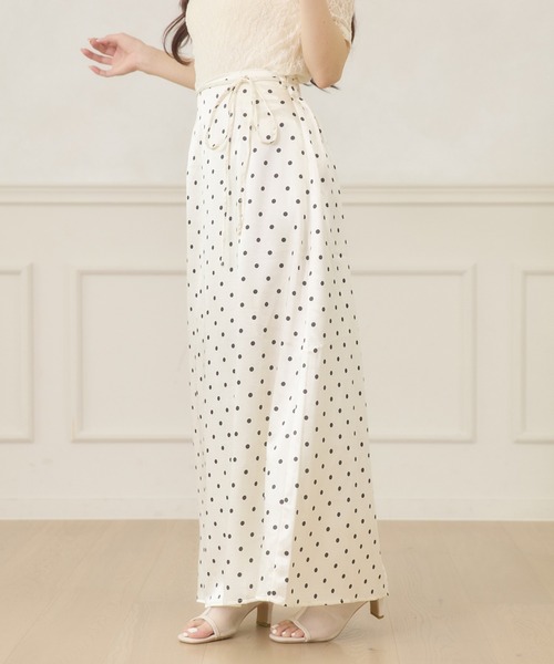 Ambre Neige(アンブルネージュ)の「dot narrow skirt / ドットナロースカート(スカート・レディース・ブラック/オフホワイト・FREE)」の4枚目の写真