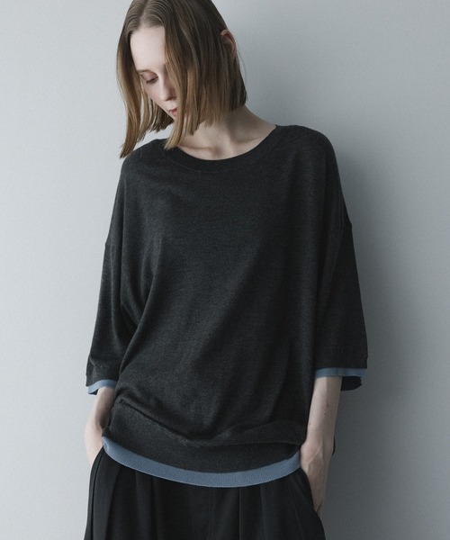 remer(リメール)の「配色フェイクレイヤードサマーニットT / fake layered color summer knit Tee(Tシャツ/カットソー・メンズ・ブラック/チャコールグレー・MEDIUM/SMALL/X-SMALL/LARGE)」の2枚目の写真