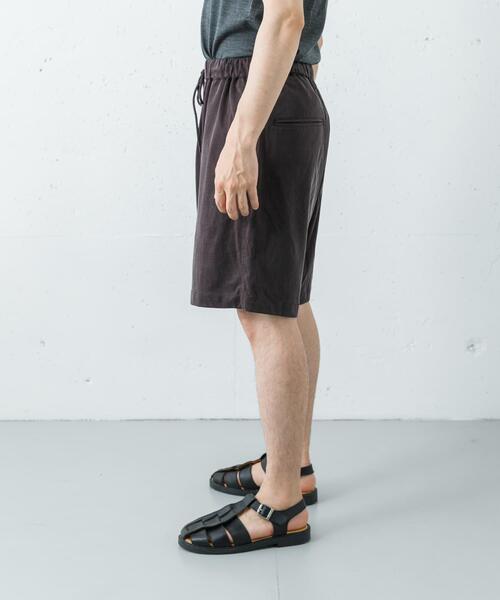 URBAN RESEARCH(アーバンリサーチ)の「『洗濯可』WASHABLE CUPRO SHORTS(その他パンツ・メンズ・カーキ/ブラック/ブラウン・MEDIUM/LARGE)」の9枚目の写真