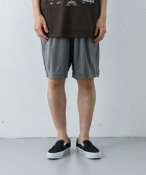 URBAN RESEARCH(アーバンリサーチ)の「『洗濯可』WASHABLE CUPRO SHORTS(その他パンツ・メンズ・カーキ/ブラック/ブラウン・MEDIUM/LARGE)」の13枚目の写真