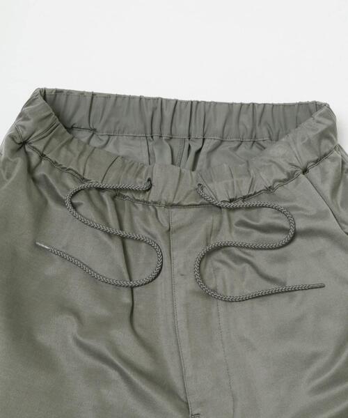 URBAN RESEARCH(アーバンリサーチ)の「『洗濯可』WASHABLE CUPRO SHORTS(その他パンツ・メンズ・カーキ/ブラック/ブラウン・MEDIUM/LARGE)」の19枚目の写真
