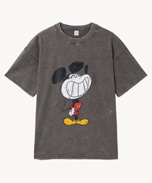VTWO（ブイツー）の「ヴィンテージウォッシングスマイル_ミッキー_ Tシャツ (GRAY)（Tシャツ/カットソー）」