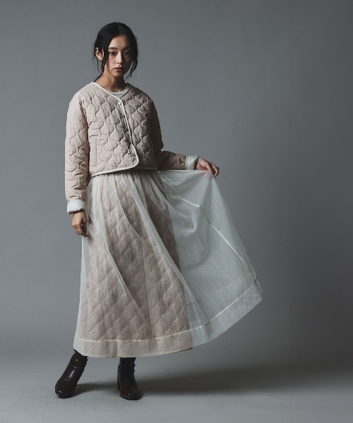 W:Huku(フーク)の「オニオン キルト コンパクト インナーダウン カーディガン / Onion Quilt Compact Cardigan(ブルゾン・レディース・カーキ/ブラック/ライトベージュ・L/M)」の2枚目の写真