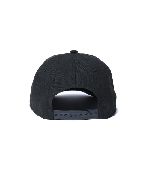 F.C.Real Bristol for Kids(エフシーレアルブリストルフォーキッズ)の「NEW ERA EMBLEM 9FIFTY SNAP BACK(キャップ・キッズ・ブラック・FREE)」の3枚目の写真