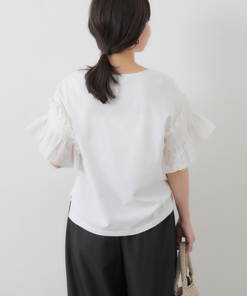 SLOBE IENA(スローブイエナ)の「《汗染み防止》フリルスリーブプルオーバー(Tシャツ/カットソー・レディース・ホワイト/ネイビー・FREE)」の4枚目の写真