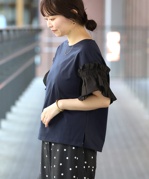 SLOBE IENA(スローブイエナ)の「《汗染み防止》フリルスリーブプルオーバー(Tシャツ/カットソー・レディース・ホワイト/ネイビー・FREE)」の20枚目の写真