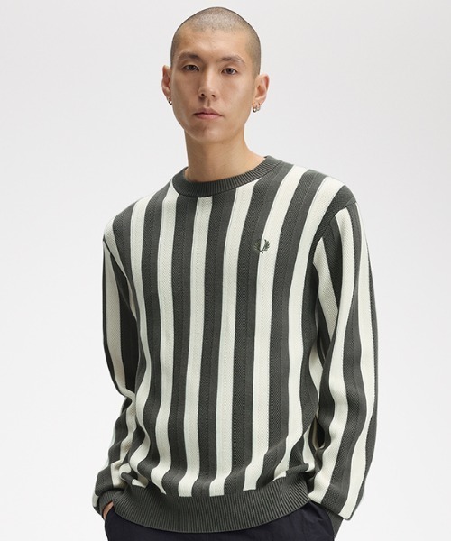 FRED PERRY（フレッドペリー）の「Textured Stripe Jumper／テクスチャードストライプジャンパー（ニット/セーター・メンズ・ダークオリーブ・S/M/L）」の6枚目の写真