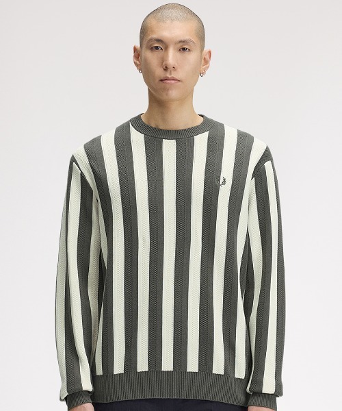FRED PERRY（フレッドペリー）の「Textured Stripe Jumper／テクスチャードストライプジャンパー（ニット/セーター・メンズ・ダークオリーブ・S/M/L）」の11枚目の写真