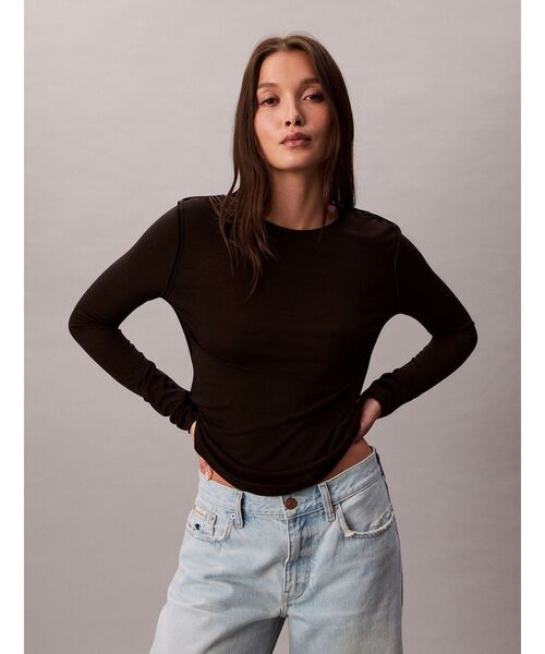Calvin Klein(カルバン・クライン)の「長袖Tシャツ - ロングスリーブトップ(Tシャツ/カットソー・レディース・イエロー×グリーン/ブラック・XS/S/M)」の12枚目の写真