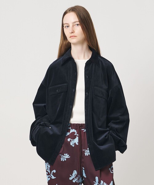 AEWEN MATOPH(イウエン マトフ)の「<AEWEN MATOPH>コーデュロイ バイカラーシャツ(シャツ/ブラウス・レディース・ベージュ/ネイビー・FREE)」の11枚目の写真