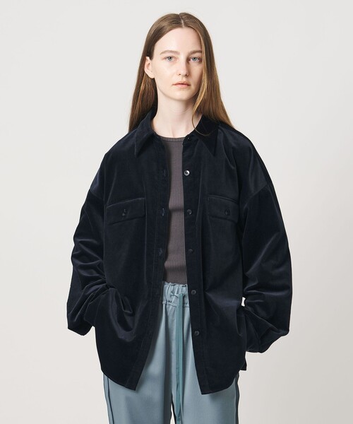 AEWEN MATOPH(イウエン マトフ)の「<AEWEN MATOPH>コーデュロイ バイカラーシャツ(シャツ/ブラウス・レディース・ベージュ/ネイビー・FREE)」の14枚目の写真