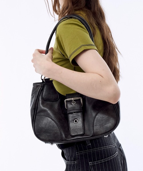 BENUA(ベヌア)の「Vintage buckle shoulder bag - ヴィンテージバックルショルダーバッグ -(ハンドバッグ・レディース・ブラウン/ブラック/グリーン・FREE)」の10枚目の写真