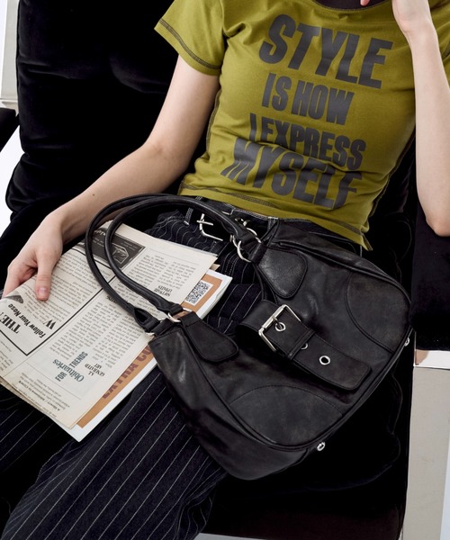 BENUA(ベヌア)の「Vintage buckle shoulder bag - ヴィンテージバックルショルダーバッグ -(ハンドバッグ・レディース・ブラウン/ブラック/グリーン・FREE)」の4枚目の写真