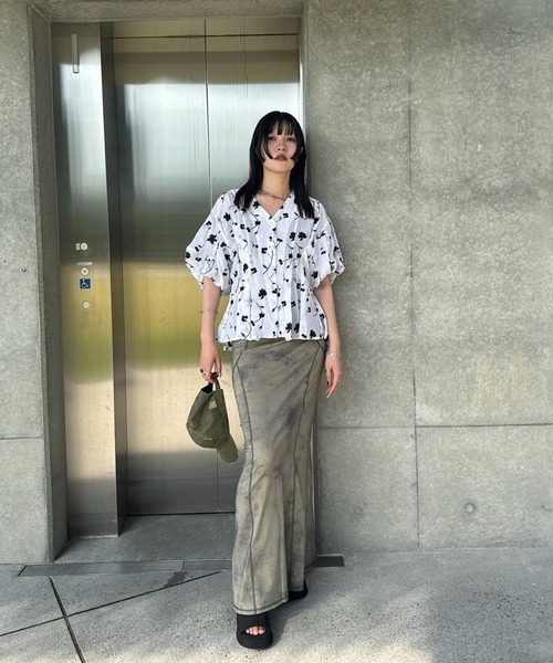 Ameri（アメリ）の「GRUNGE STRETCH SKIRT（スカート・レディース・カーキ/ブラック・SMALL/MEDIUM）」の20枚目の写真