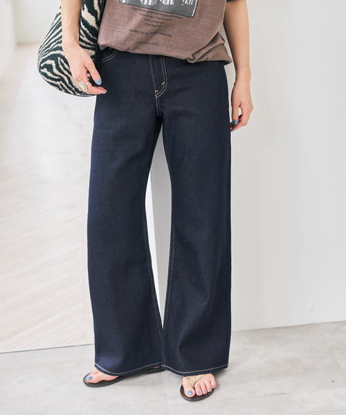 Spick & Span(スピックアンドスパン)の「《別注 / 》LEVI’S for Spick & Span LOOSE BOOT(デニムパンツ・レディース・ネイビー・27/26/25/24/28)」の2枚目の写真