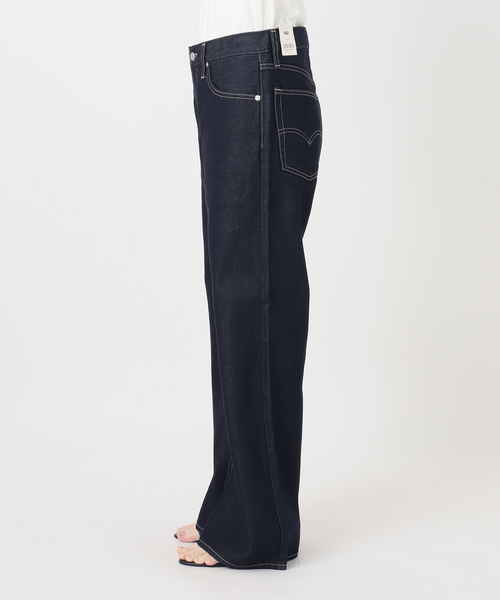 Spick & Span(スピックアンドスパン)の「《別注》LEVI’S(R) for Spick & Span LOOSE BOOT(デニムパンツ・レディース・ネイビー・27/26/25/24/28)」の21枚目の写真