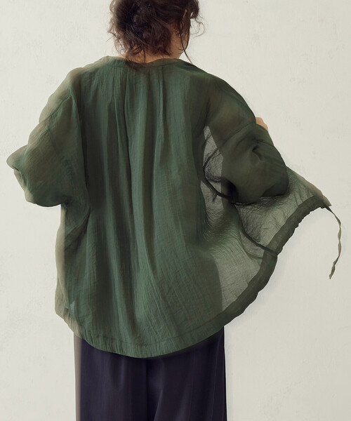 COMME CA ISM(コムサイズム)の「【セットアイテム】シアーシャツ+タンクトップ(Tシャツ/カットソー・レディース・キャメル/ライトグレー/グリーン/ネイビー・MEDIUM/LARGE)」の22枚目の写真
